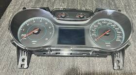 39082374 Gm 2016-2017 Chervrolet Cruze Instrument Cluster / Speedometer 250 Kph New Oem