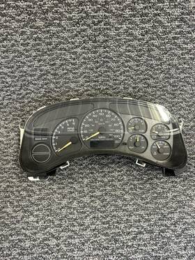 50dhrkr221610815 Gm 2003 - 2006 Silverado Sierra Tahoe Yukon Gauge Cluster Speedometer 233k Miles