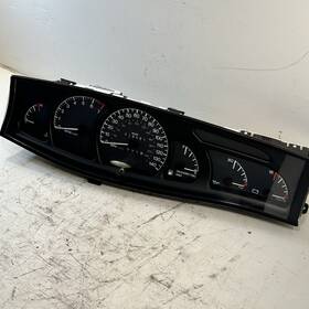 81117876 Gm Used 97-99 Cadillac Catera Instrument Panel Cluster Gauge Assembly 15089 Mile