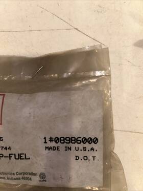 08986000 Gm Genuine Parts 8986000 Retainer 08986000. Lot Of 3