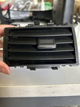 95194959 Gm Oem 12-20 Sonic Instrument Panel Components-air Outlet