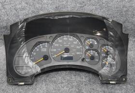 09364338 Gmc 2008 Top Kick Speedometer Cluster /diesel Mileage Unknown