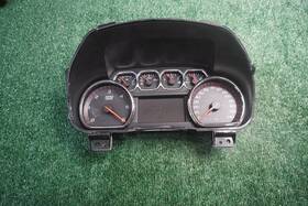 23259643 Gmc 2015 Sierra 1500 Speedometer Gauge Cluster Oem 1131k Miles
