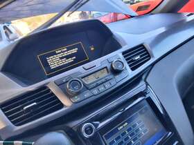 39810tk8306 Honda Used Front Center Infotainment Display Fits 2014 Odyssey Screen D