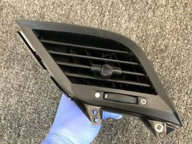 77620-szt-g0 Honda 2013-2016 Cr-z Front Driver Side Lh Dash Air Vent Grille Oem