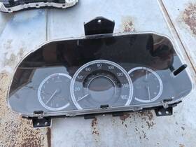 Honda 78100-t2g-a520-m1 13-17 Accord V6 3.5l Head Speedometer Gauge Cluster Oem
