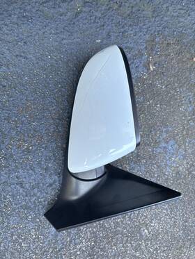 87610-f2000 Hyundai 2017-2017 Elantra Right Side Mirror Assembly Oem #936