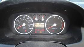 940012c050 Hyundai 03 04 Tiburon Speedometer Cluster Mph At 2.0l Without Abs 570225