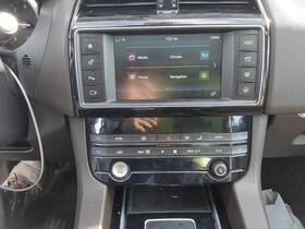 647673 Jaguar Used Front Center Infotainment Display Fits 2018 F-pace Screen D