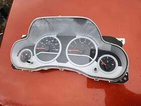 05172653ac Jeep 2007-2010 Wrangler 3.8 Auto 105k Speedometer Cluster