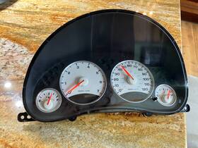 56010572 Jeep 2004 Liberty Speedometer/instrument Cluster Used In Very Good Condition