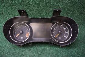 P68241330ad Jeep 2015 Cherokee Speedometer Gauge Cluster Oem 58 444k Miles