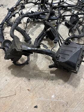 91950-b2120 Kia 2014-2016 Soul Engine Wiring Harness With Fuse Box Pcb Block Assembly