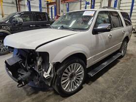 Fl7t18b955fb Lincoln Used Infotainment Display Fits 2015 Navigator Front