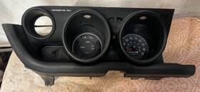 394455530 Mazda 808 Instrument Cluster Left Hand Drive Lhd Dash 70s Oem Free Ship Nbl1