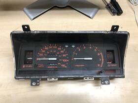 Ue5555430a Mazda 1986-1993 B2200 B2600i Pickup Truck Gauge Cluster With Tachometer 189k Mi
