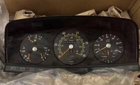 1235427501 Mercedes-benz 123 542 75 01 300td Instrument Cluster For 1981 Estate Wagon Only Read 1235427501 Mercedes-benz 123 542 75 01 300td Instrument Cluster For 1981 Estate Wagon Only Read