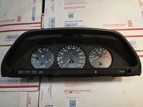 126-542-47-01 Mercedes-benz Instrument Speedometer Gauge Cluster For 81-85 380se 380sel 380sec W126