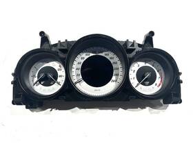 Mercedes-benz 2049003508 2012-2014 C250 W204 Instrument Gauge Cluster Speedo Kph Oem