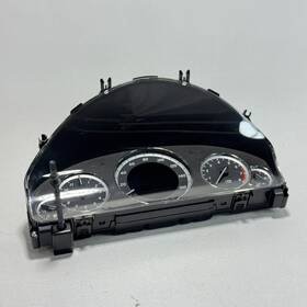 212-900-09-14-80 Mercedes-benz 2013 E350 Left Side Dashboard Instrument Cluster Speedometer Oem
