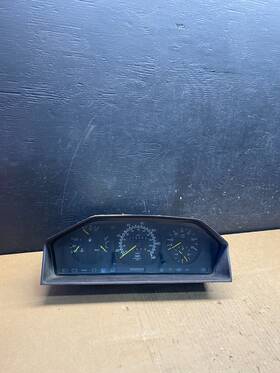 N2958 Mercedes-benz 65474 1995 E300d Instrument Gauge Cluster Speedometer Dg