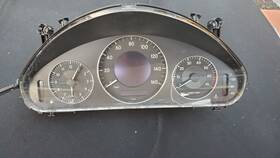 A2115405111 Mercedes-benz 03 04 05 E500 E320 Speedometer Cluster