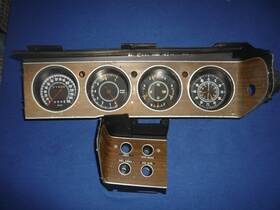 2985935 Mopar 1972-1974 Challenger Barracuda Cuda E Body Rallye Gauge Cluster And Switch Panel