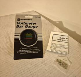 701-1759 Napa Instruments 2 Inch Bar Gauge Voltmeter