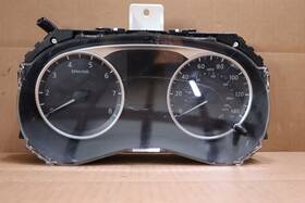 13395 Nissan 2020 Versa Speedometer Gauge Cluster Miles 90 260 Oem