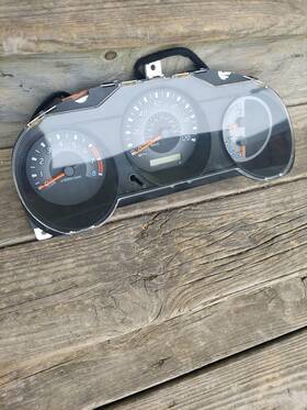 24810-7z903 Nissan 2002-04 Xterra Frontier Gauge Cluster 134 158 Miles 24810 7z903 Oem