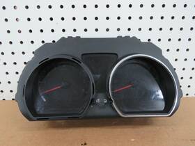 248103wcoa Nissan 14 Versa Hatchback Speedometer Gauge Cluster
