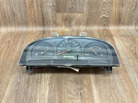 257-61076 Oem 1998 1999 Frontier Mt 4x2 Speedometer Cluster Mph Without Tach 3821-1