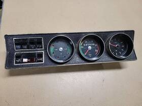89344883 Opel 68 69 70 Kadett B Speedometer Instrument Cluster Clock Switches