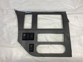 S64-6290-200741100 Peterbilt 2013-2022 579 Switch Dash Panel - Used P/n S646290200741100