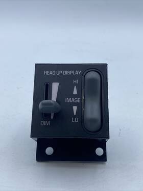 25626256 Pontiac 1997 Bonneville Sse 3.8l V6 Instrument Cluster Hud Projector Switch