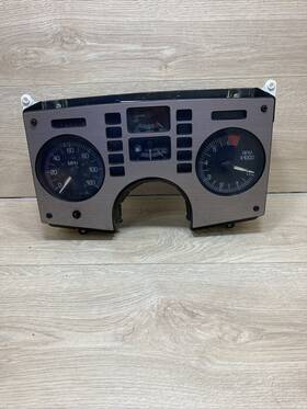 257-01270 Pontiac Speedometer Cluster With Bezel Switches Assembly Fits 86-88 Fiero