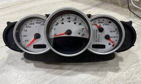 98664123402 Porsche 2004 986 Boxster A/t Tiptronic Instrument Cluster Speedometer Oem