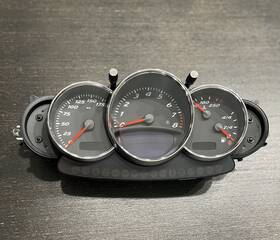 98664124300 Porsche 986 04 550 Spyder Edition Gauge Cluster Rare