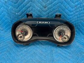 68434854ac Ram 1500 Speedometer Cluster 65 870 Miles On It 2020 Oem