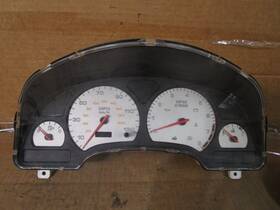 22704217 Saturn 03 04 2003 L200 Speedometer Instrument Cluster Unknown Miles