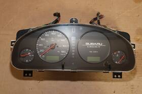85013-ae73a Subaru Rare 2000 2001 Legacy Brighton Speedometer Gauge Cluster Km/h / 83882kms