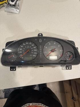 Subaru 85020ae11a 2001 2002 Legacy Outback 2.5 Auto Instrument Speedometer Gauge Cluster
