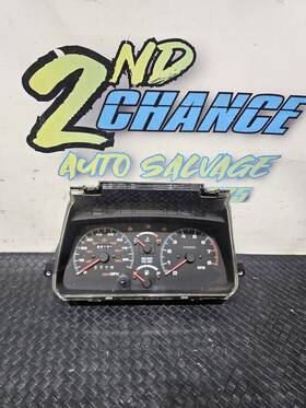 Sz-913-01 Suzuki 1989 1995 Geo Tracker Sidekick M/t Instrument Dash Gauge Cluster 84k