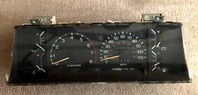 115-480 Toyota First Gen 84-89 4runner Sr5 V6 M/t Instrument Cluster Speedo And Tach