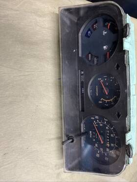 351-930 Toyota 95186 1979-81 Pickup 4wd 4x4 Speedometer Instrument Cluster Oem