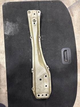 53208-02190 Toyota 2014 Corolla Hood Latch Support Oem #430