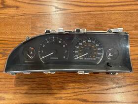 83010-02080 Toyota 1989 -1992 Corolla Le Gauge Instrument Cluster With Tachometer