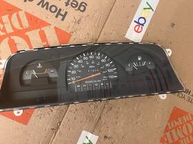 83010-0432 Toyota 1993 1994 1995 Pick Up Truck Instrument Cluster 121k Miles Automatic Oem