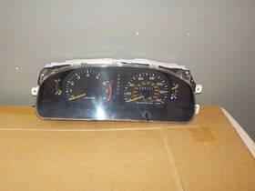 83010-06032 Toyota 1996 Camry Instrument Cluster Speedometer 265 292 Miles