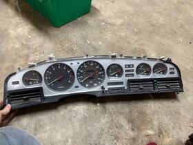 83010-1b162 Toyota 86-93 Supra Speedometer Instrument Cluster